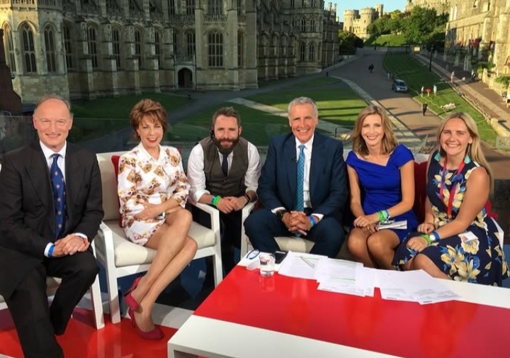 British broadcaster Dermot Murnaghan with colleagues during his television career