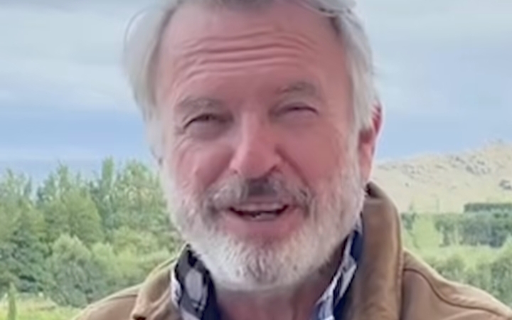 Sam Neill as Dr Alan Grant in Jurassic Park movie