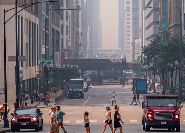 Chicago Air Quality today with wildfire smoke over skyline