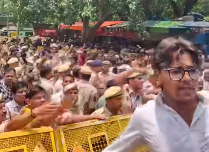 Protesters gathering at Jantar Mantar during Parliament March.