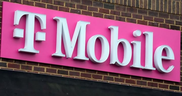 Phone Showing SOS? T-Mobile Outage Explained