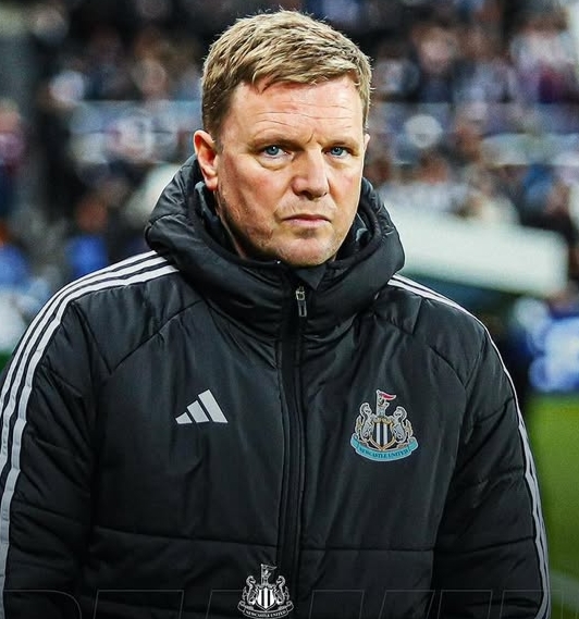 Newcastle United players reacting after Eddie Howe's resignation
