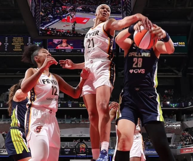 Indiana Fever vs Las Vegas Aces during an exciting WNBA regular season game.