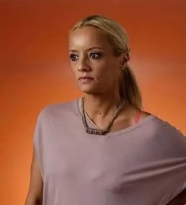 Lucy Davis portrait The Office actress