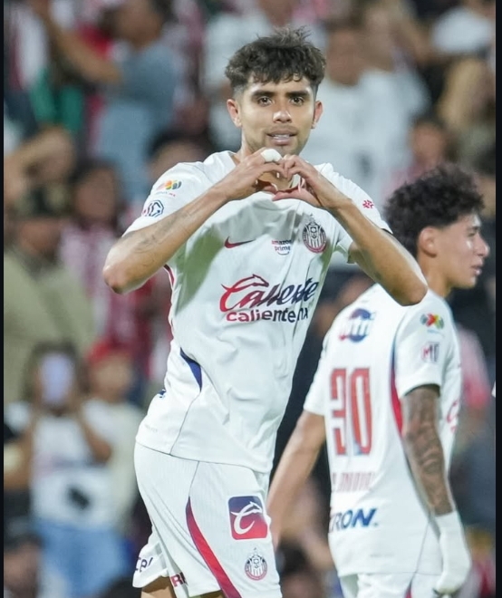 Chivas Guadalajara players in action